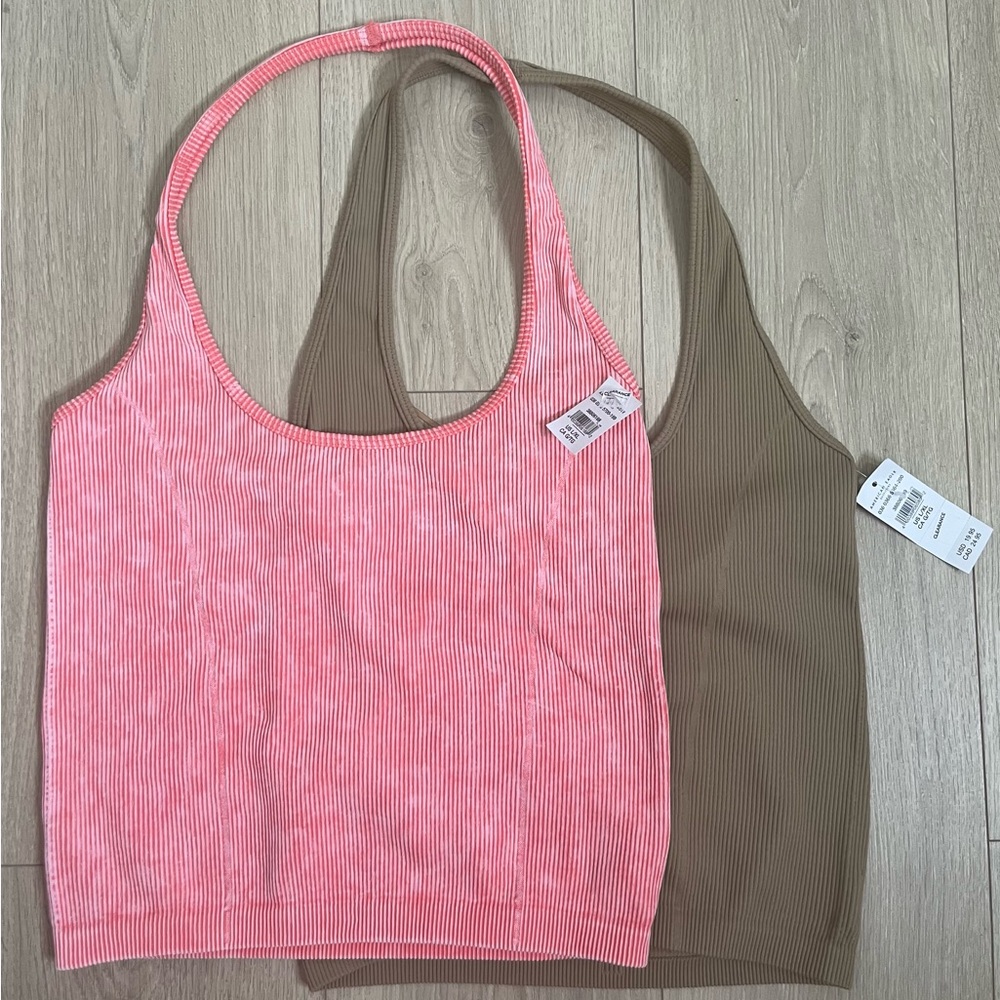 💕 2/$25 NWT SET OF TWO American Eagle Cropped Halter Tops